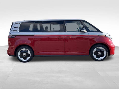 2025 Volkswagen ID. Buzz Pro S Plus 4Motion