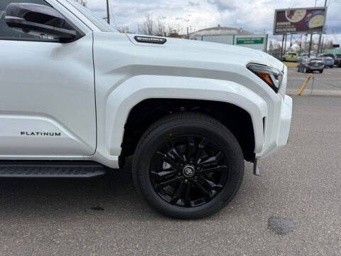 2026 Toyota 4Runner Platinum HV