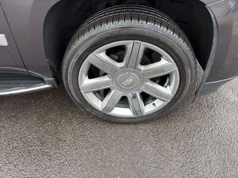 2017 Cadillac Escalade Luxury