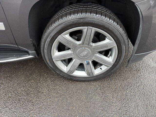 2017 Cadillac Escalade Luxury