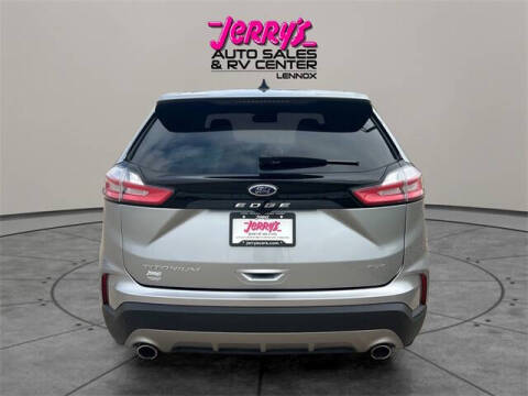 2024 Ford Edge Titanium