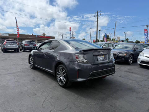 2014 Scion tC