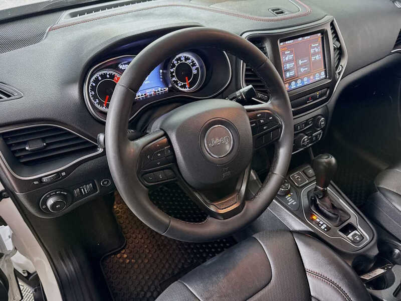 2022 Jeep Cherokee Trailhawk