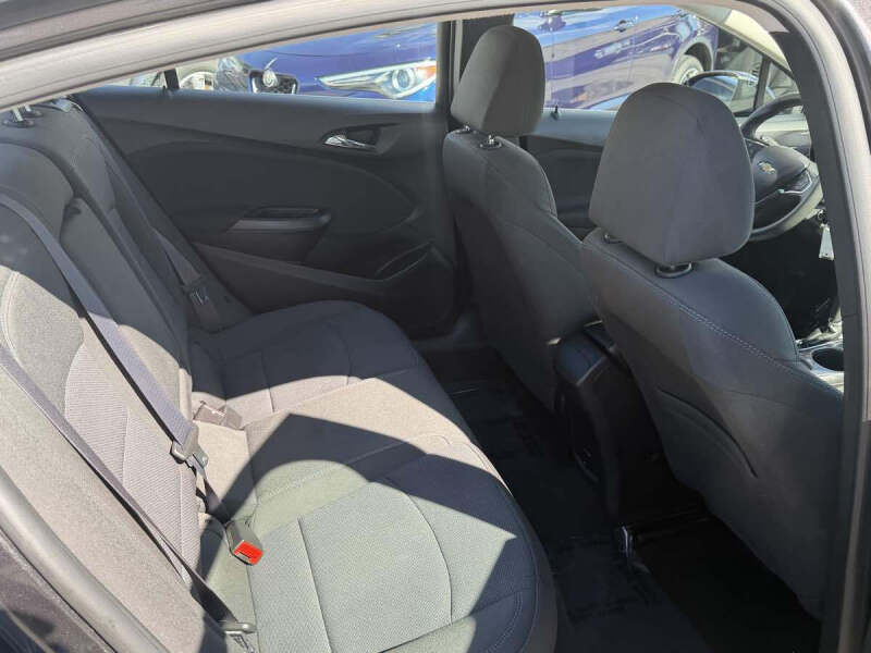 2017 Chevrolet Cruze LT Auto