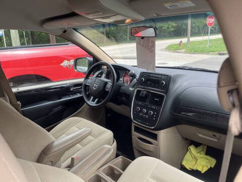 2014 Dodge Grand Caravan American Value Package