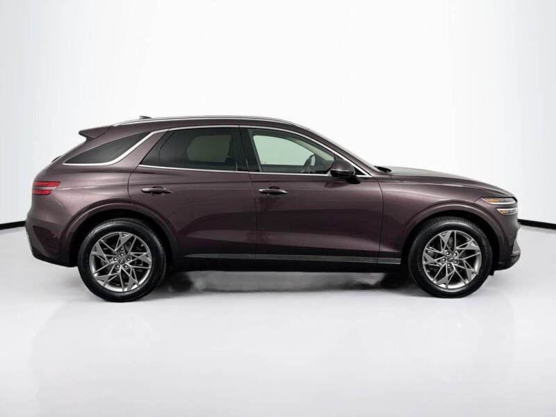 2022 Genesis GV70 2.5T Standard