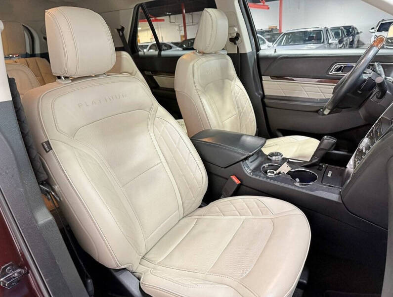 2018 Ford Explorer Platinum