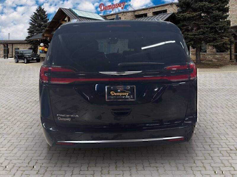 2026 Chrysler Pacifica Pinnacle