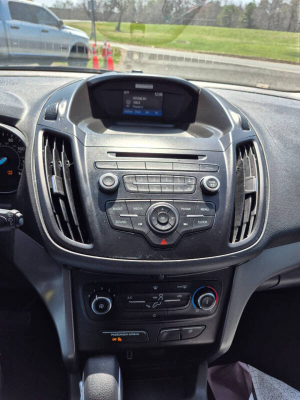 2017 Ford Escape S