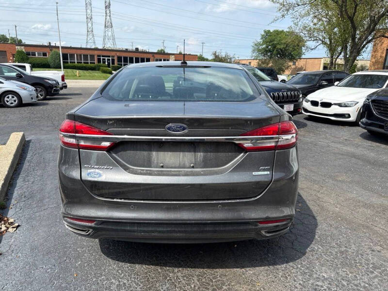 2017 Ford Fusion SE