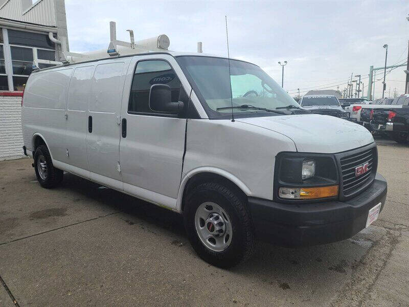 2017 GMC Savana 2500