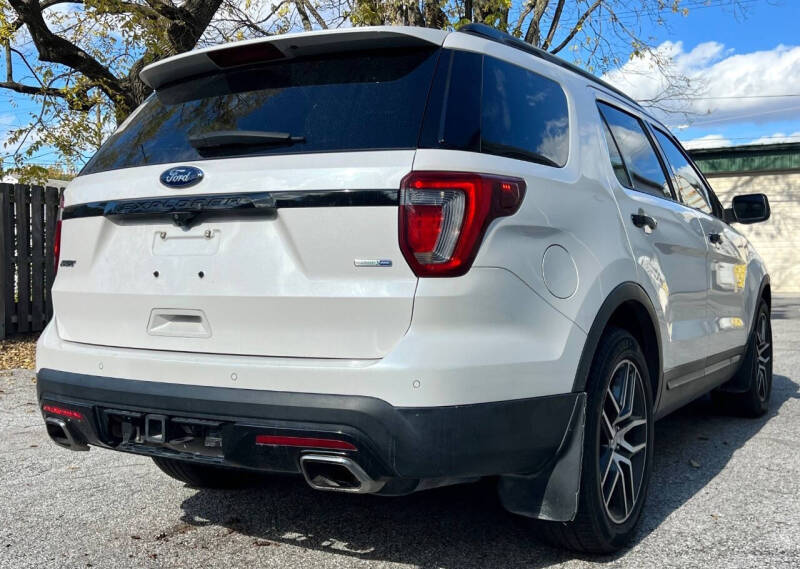 2017 Ford Explorer Sport