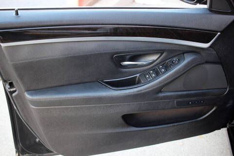 2014 BMW 5 Series 528i