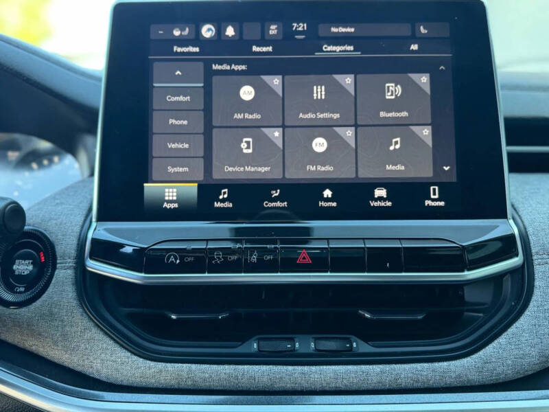 2023 Jeep Compass Latitude Lux