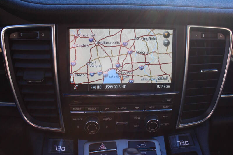 2015 Porsche Panamera 4