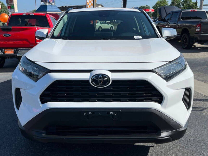 2021 Toyota RAV4 LE