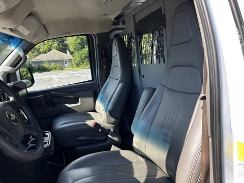 2020 Chevrolet Express 2500