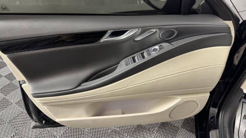 2021 Genesis G80