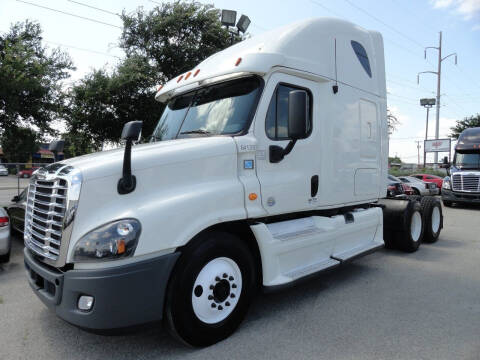 2013 Freightliner Cascadia for sale at Boss Motor Company in Dallas TX