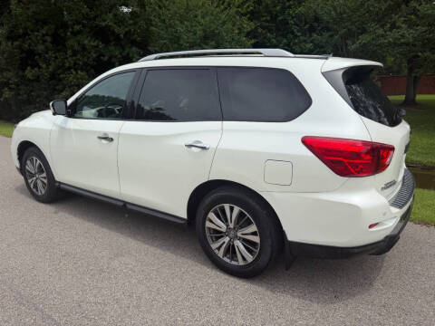 2017 Nissan Pathfinder SL