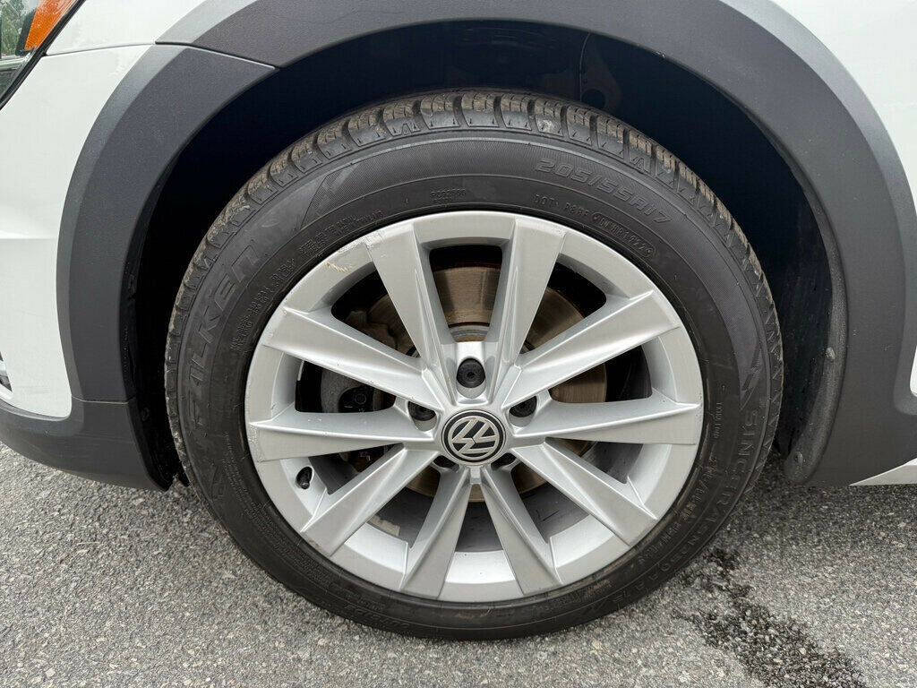 2018 Volkswagen Golf Alltrack 12