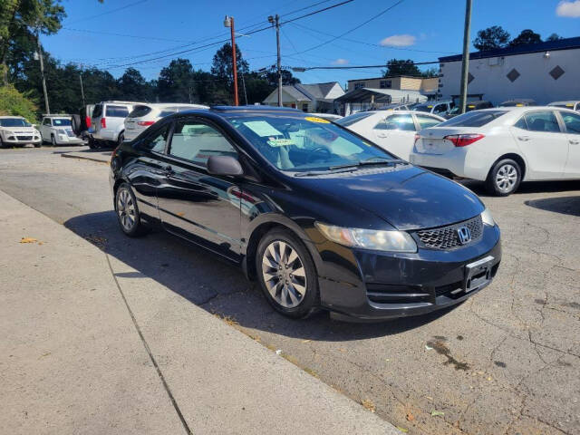 2009 Honda Civic for sale at DAGO'S AUTO SALES LLC in Dalton, GA