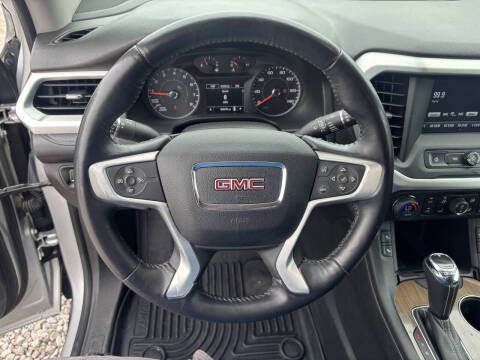 2017 GMC Acadia SLE-2