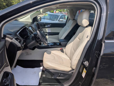 2017 Ford Edge Titanium
