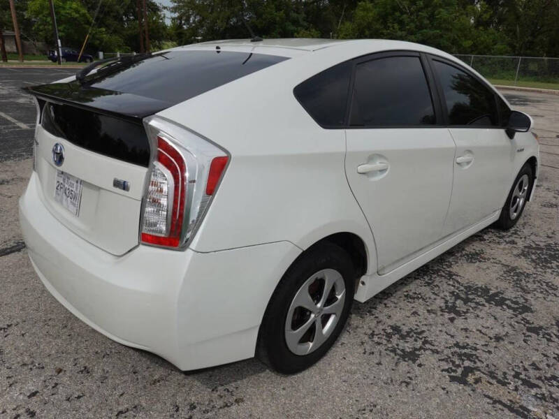 2015 Toyota Prius Two