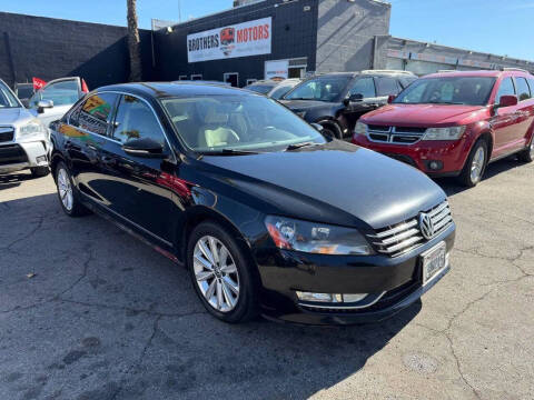 2012 Volkswagen Passat SEL Premium PZEV