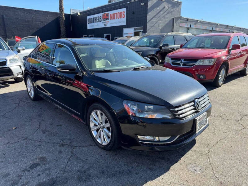 2012 Volkswagen Passat SEL Premium PZEV