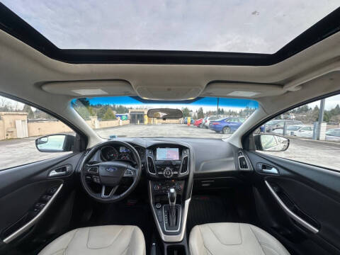 2017 Ford Focus Titanium