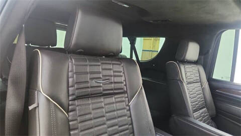 2023 Cadillac Escalade ESV Sport Platinum