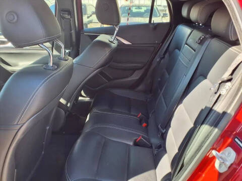 2017 Infiniti QX30 Premium