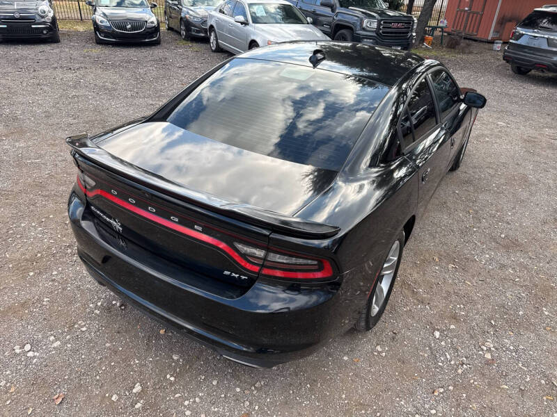 2016 Dodge Charger SXT