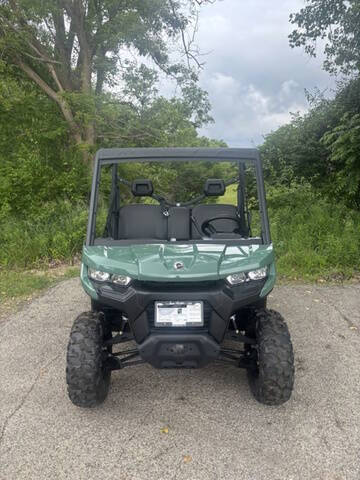 2025 Can-Am Defender