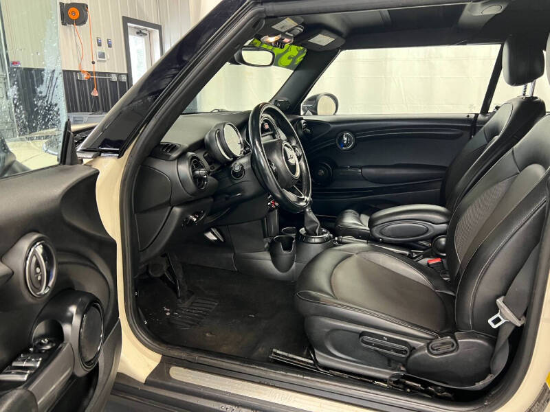 2017 MINI Convertible Cooper