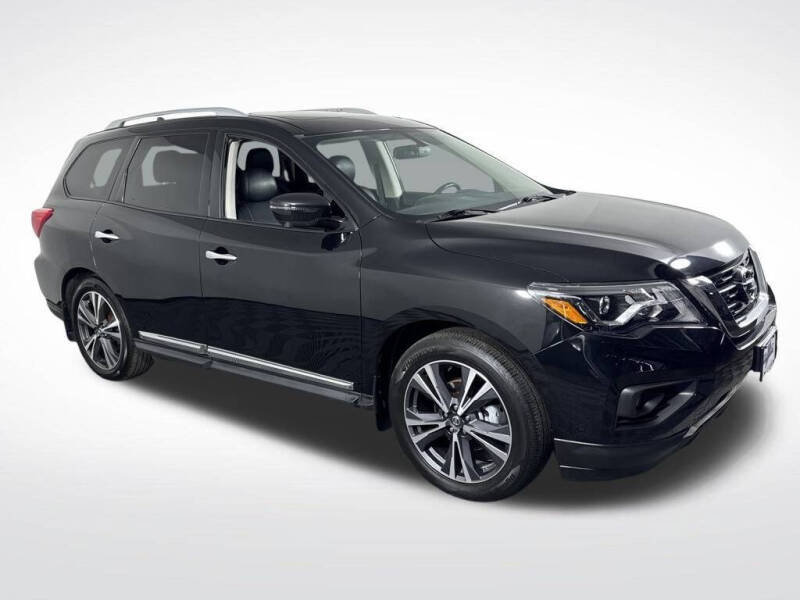 2020 Nissan Pathfinder Platinum