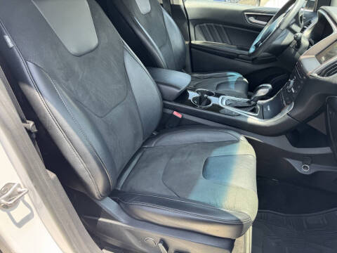 2016 Ford Edge Sport