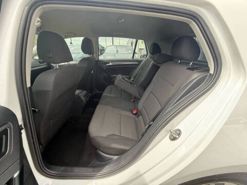 2019 Volkswagen e-Golf SE