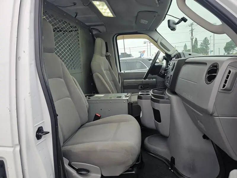 2012 Ford E-Series