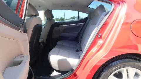 2019 Hyundai Elantra