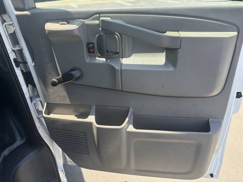 2016 Chevrolet Express 2500