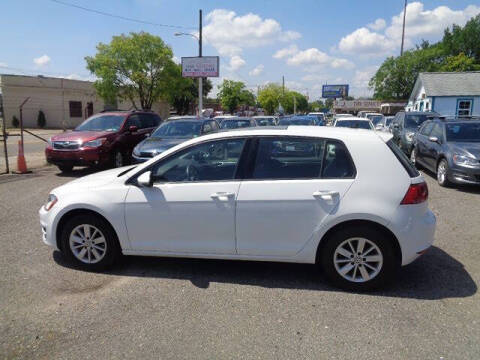 2016 Volkswagen Golf TSI SE