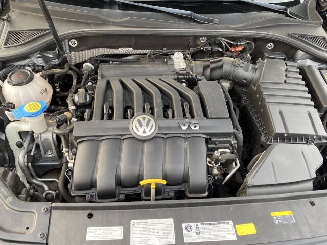 2018 Volkswagen Passat V6 GT