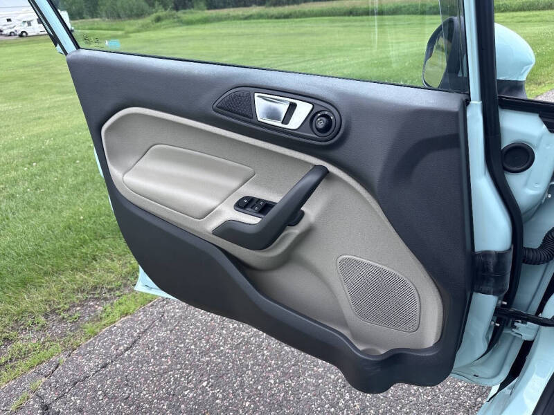 2017 Ford Fiesta Titanium
