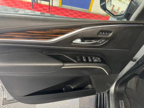 2023 Cadillac Escalade Premium Luxury