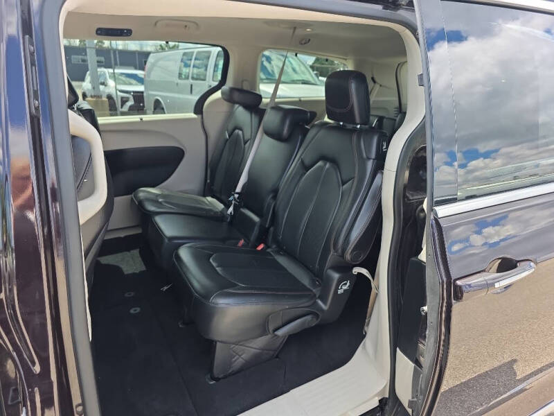 2018 Chrysler Pacifica Touring L