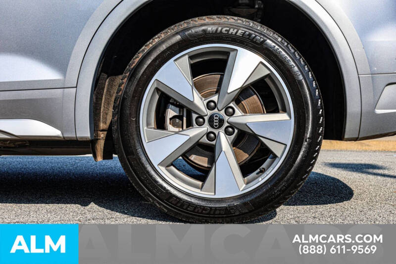 2022 Audi Q5 quattro Premium Plus 40 TFSI