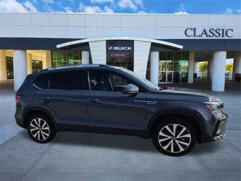 2022 Volkswagen Taos SE 4Motion